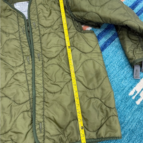 Vintage Military Surplus Quilted Liner Jacket - Picture 5 of 6